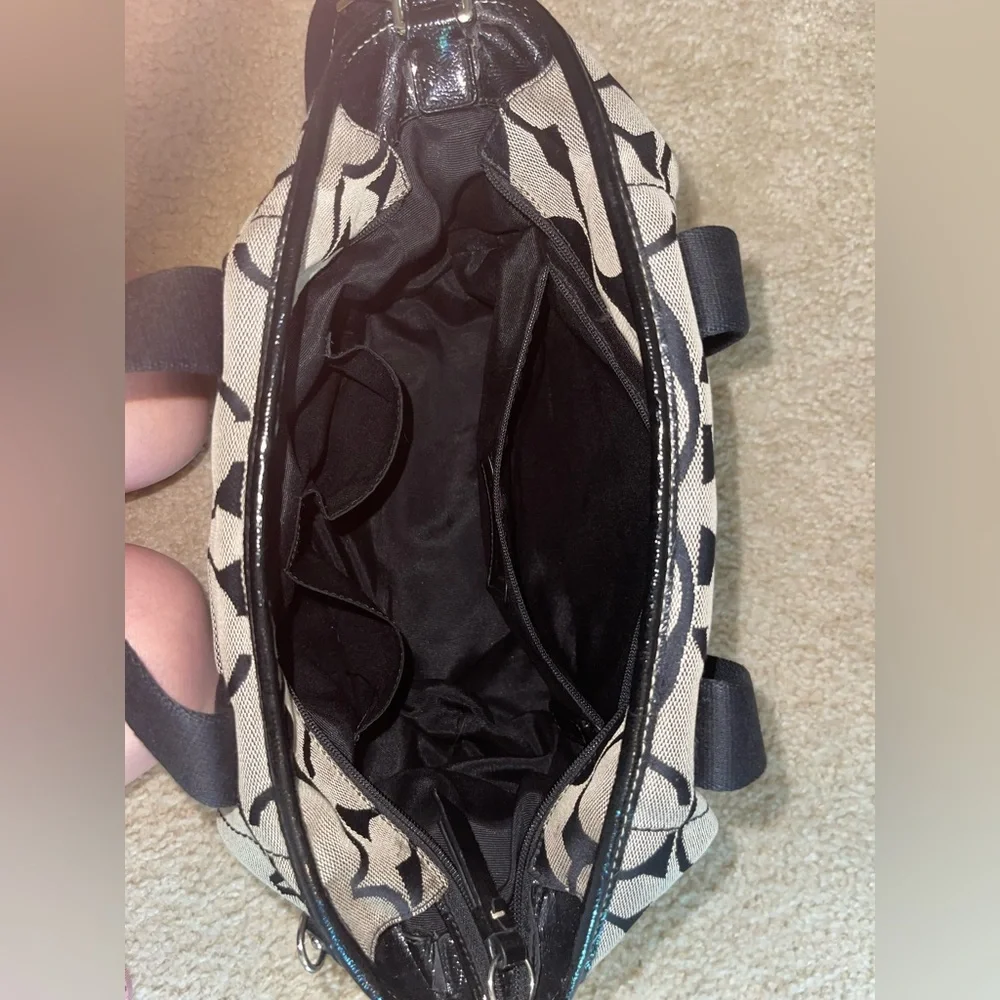 Authentic coach signature, tote bag.          B-148 - Picture 7 of 16